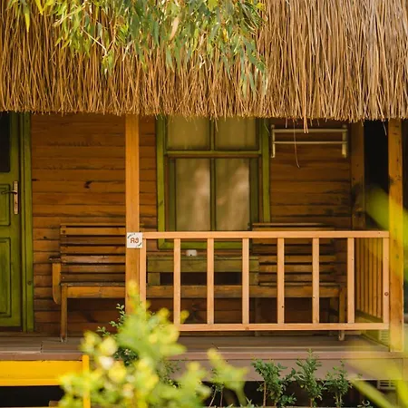 فندق شوجر بيتش كلوب 3*