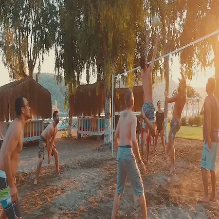 Sugar Club מלון אולודניץ